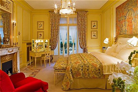 Bouygues va rénover l'hôtel Ritz de Paris pour près de 140 M EUR